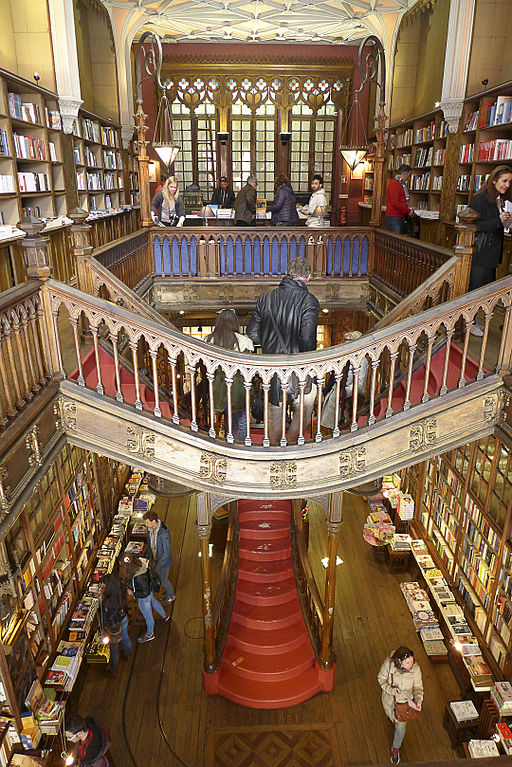 Portugal-Porto-Livraria_Lello_&amp;_Irmão_bookstoreP1180342_(25893591635)