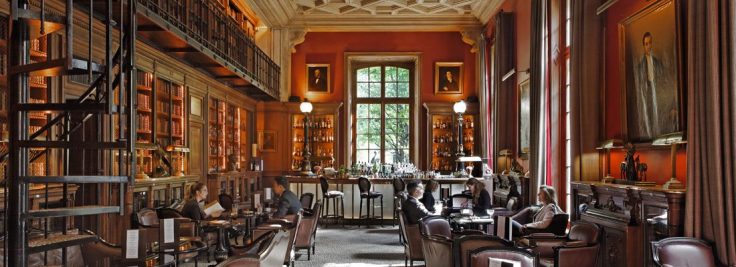 Saint James Library Bar